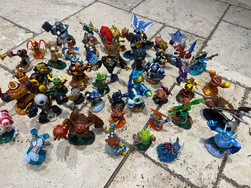 Skylanders figures and - figures,